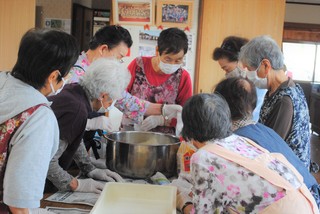 材料を混ぜて 材料を混ぜて