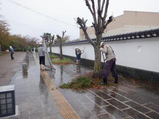 歩道除草