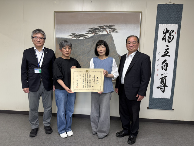 表敬訪問の様子 表敬訪問の様子