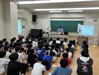授業の様子 授業の様子