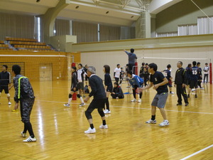 市長試合に出場中