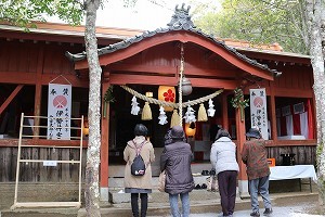 犬丸天満宮御開帳大祭の様子