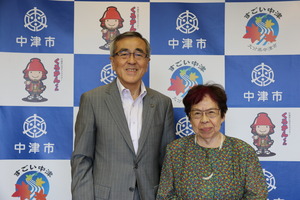 弘山伴子氏と記念撮影