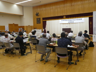 総会の様子