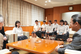 歓談の様子 歓談の様子